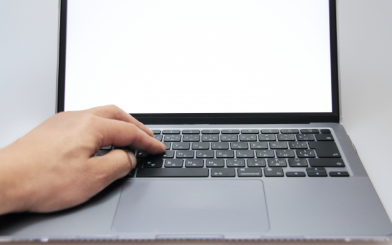 Macが外付けHDDを認識しない問題に対処するイメージ