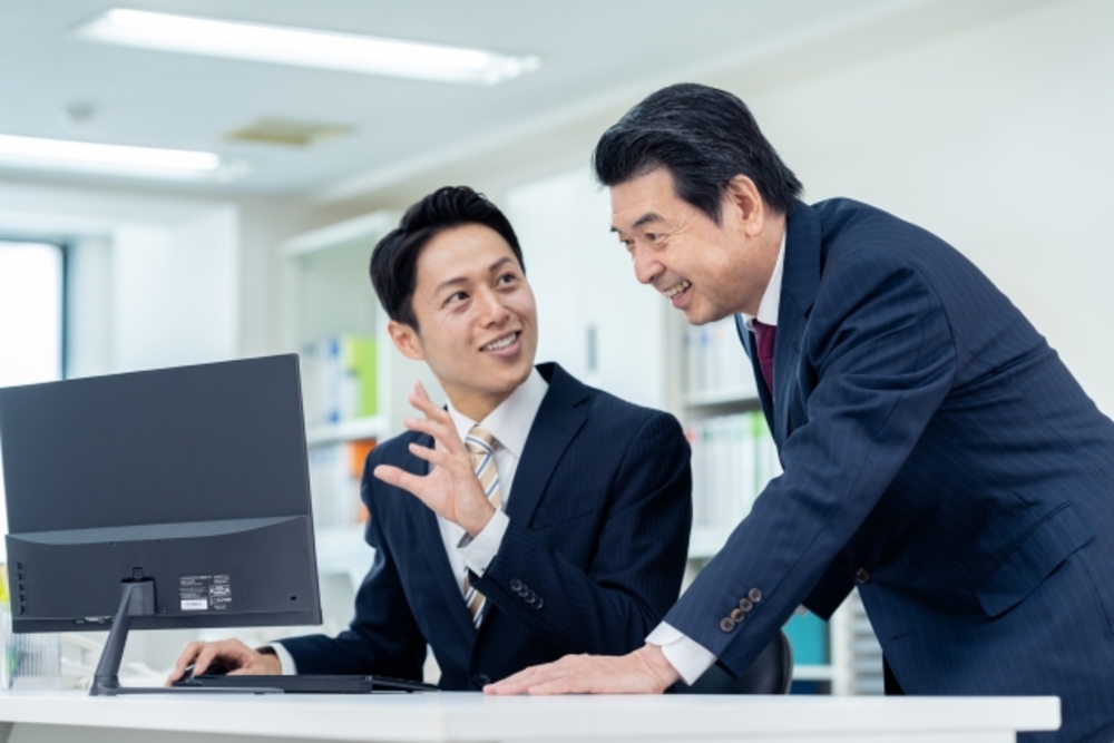 自力復旧が困難な場合はSSDデータ復旧専門業者に相談しようとしている人