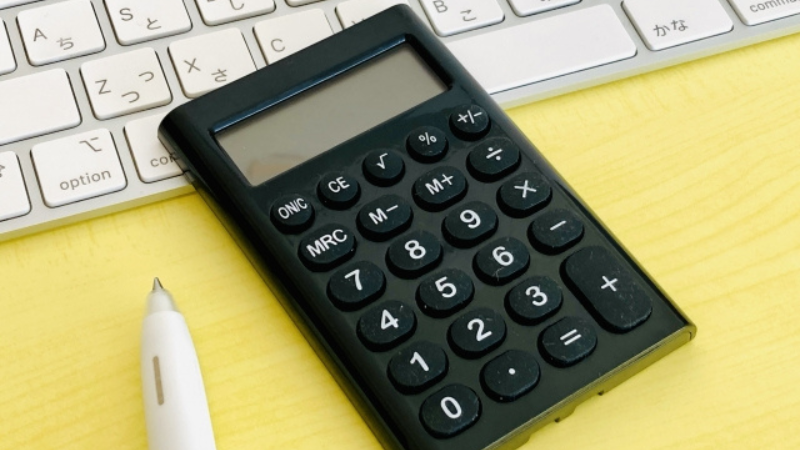 SSDのデータ復旧にかかる修理費用や、容量・故障度合いに応じた料金相場の算出のイメージ