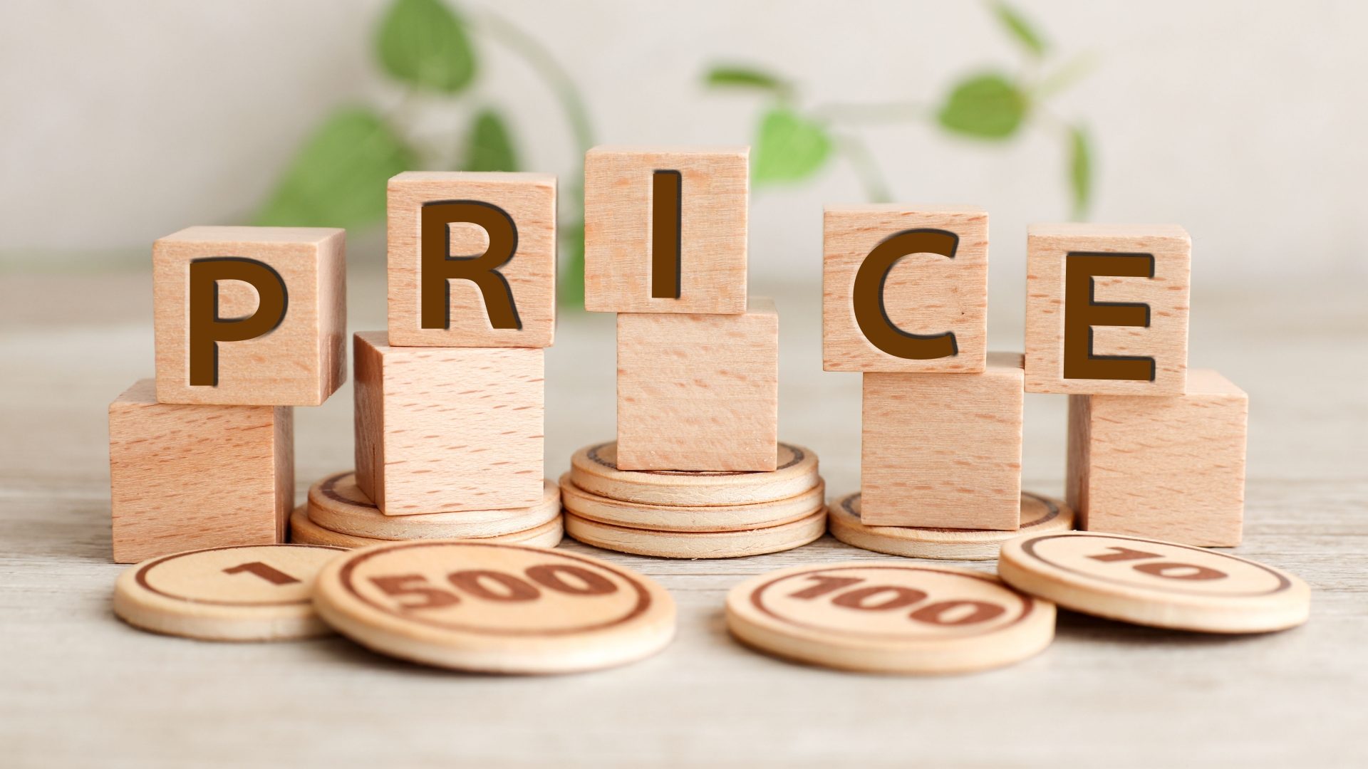 パソコン画面が真っ暗になった場合の修理やデータ復旧にかかる費用や料金の目安を示す。