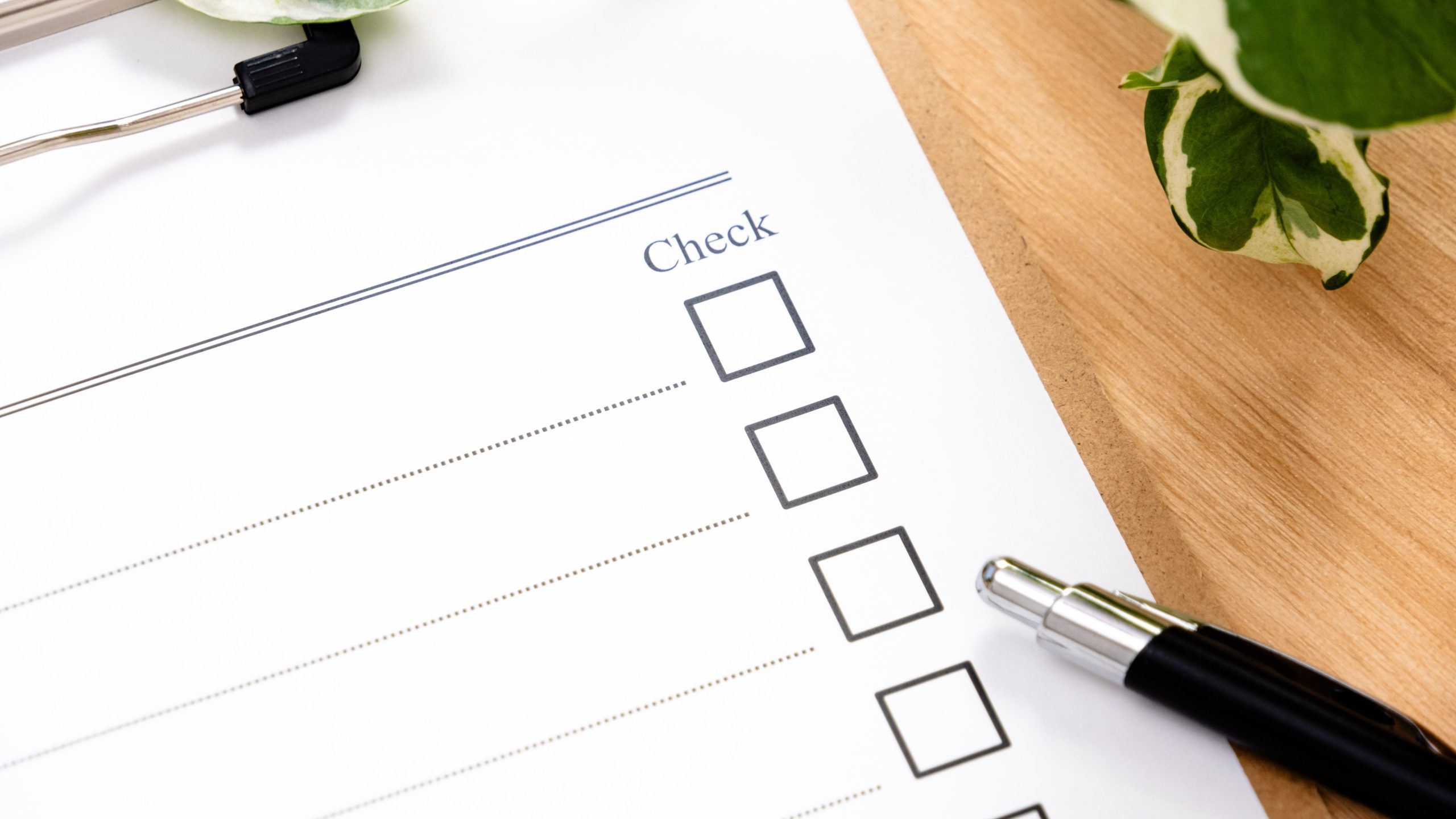 NASのデータ復旧前に確認すべき3つのチェック項目と、自力で行う際の注意点をまとめたリスト